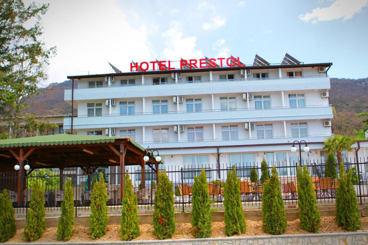 Hotel Prestol Охрид Экстерьер фото